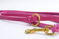 Bellepet Fettlederleine extra geflochten 1,35m mit HS - Messing