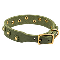 Fettleder-Halsband Pure Dots in Olivgrün, Schnallenseite mit D-Ring, Ösen und Nieten in Messing