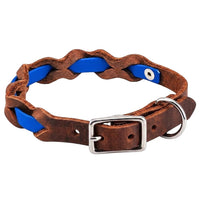 Halsband „Braidy Farbrausch“ in Mittelblau, geflochten mit dunkelbraunem Fettleder, Schnalle und D-Ring in Chrom