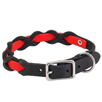 Halsband „Braidy Farbrausch“ in Rot, geflochten mit schwarzem Fettleder, Schnalle und D-Ring in Chrom