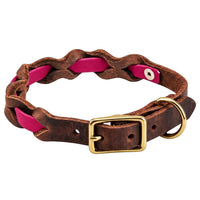 Halsband „Braidy Farbrausch“ in Himbeer, geflochten mit dunkelbraunem Fettleder, Schnalle und D-Ring aus Messing