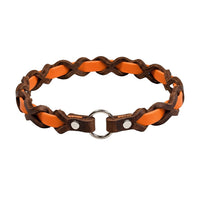 Halsband „Farbrausch light“ in Neon-orange, geflochten mit dunkelbraunem Fettleder, Ring und Nieten in Chrom