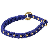 Geflochtenes Zugstopp-Halsband La Donna aus Fettleder in Marine mit Nieten und Ringen aus Messing