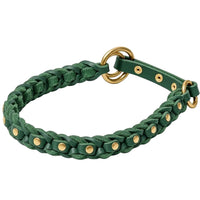 Geflochtenes Zugstopp-Halsband La Donna aus Fettleder in Tannengrün mit Nieten und Ringen aus Messing