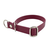 Biothane-Halsband in Bordeaux mit Zugstopp, D-Ring und Gleitring aus Chrom, seitliche Ansicht