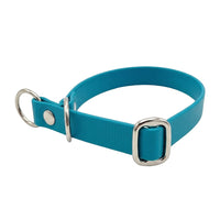 Biothane-Halsband in Petrol mit Zugstopp, D-Ring und Gleitring aus Chrom, seitliche Ansicht