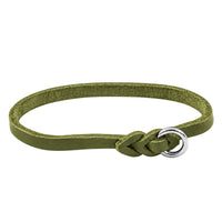 Leichtes Halsband aus Fettleder in Oliv, geflochtener Abschluss mit Chromring