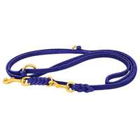 Verstellbare Fettleder-Verlängerungsleine in kräftigem Blau, zwei Karabiner und zwei O-Ringe aus Messing